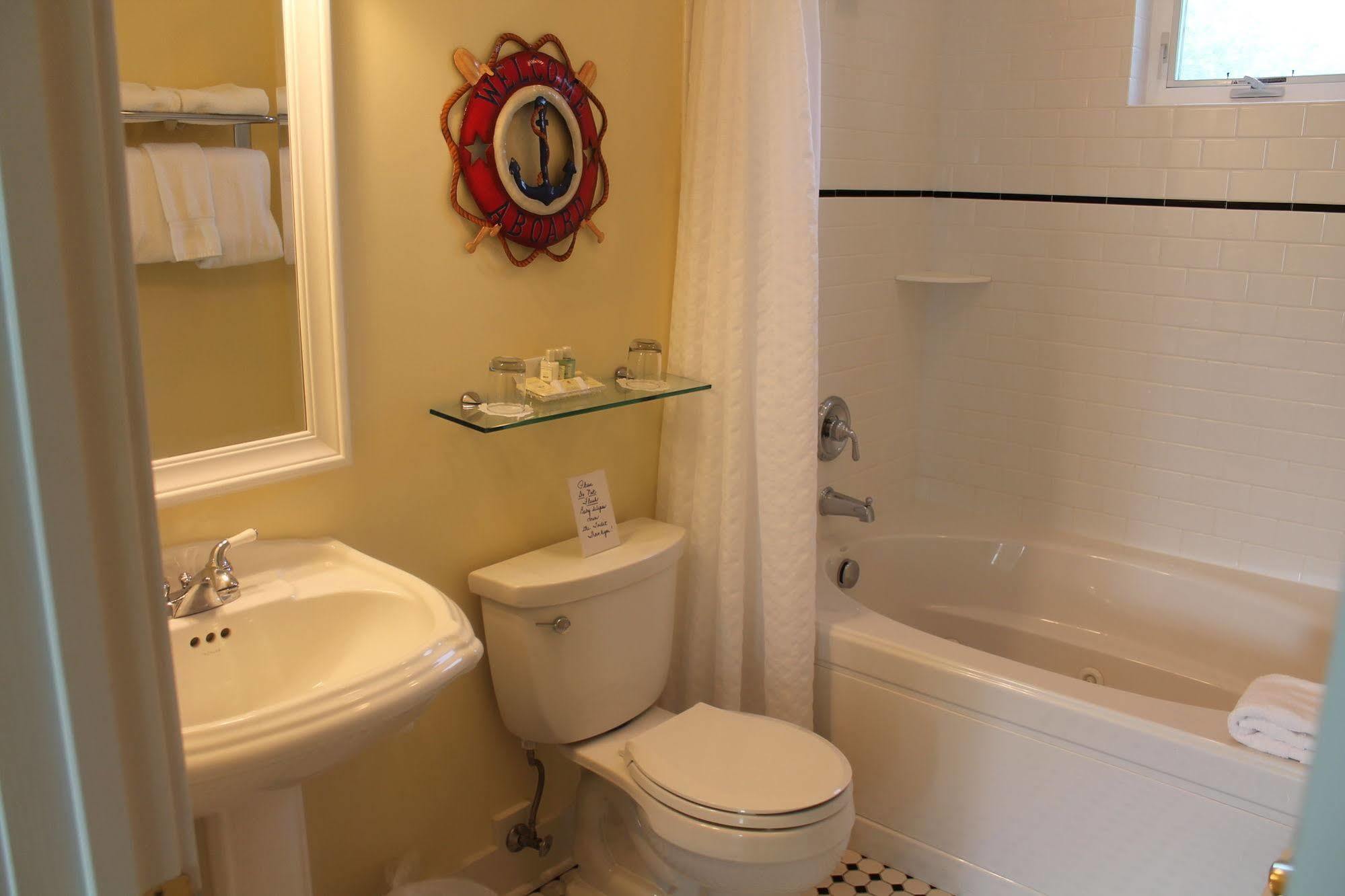 Captain'S Cottage Suites Grand Haven Kültér fotó